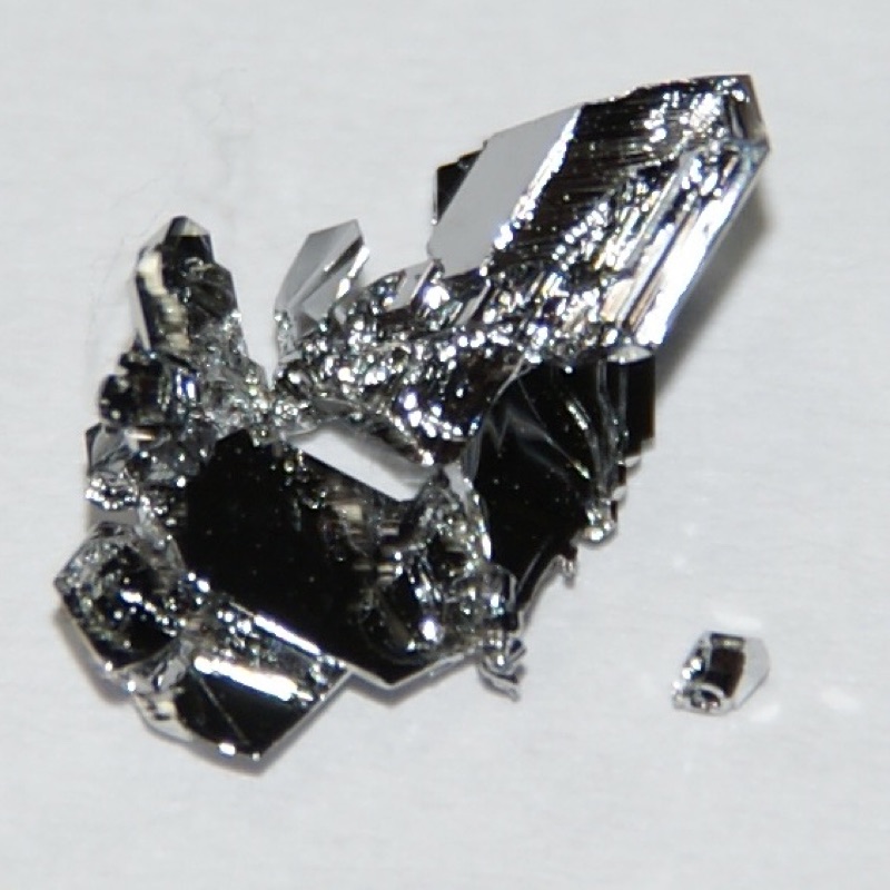 Ruthenium — Ruthenium Crystal, 0.6 grams, 0.6 x 1.3 cm size