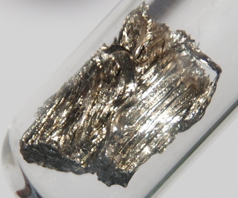 Samarium — Ultrapure Sublimated Samarium, 2 grams. Original size in cm: 0.8 x 1.5