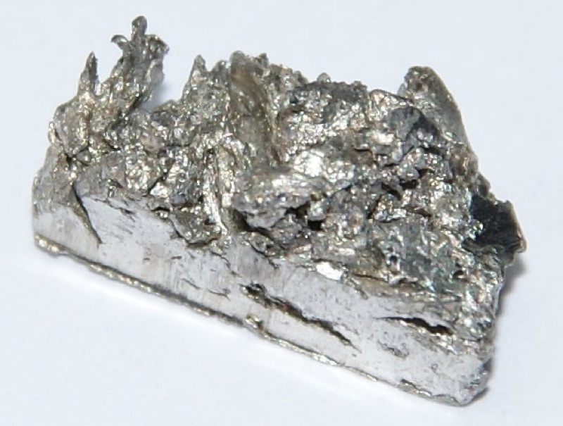 Ytterbium — Ytterbium, 0.5 x 1 cm