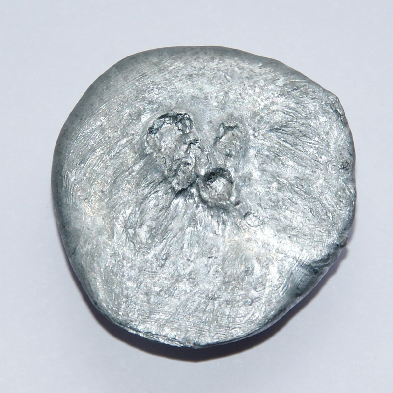 Zinc — 30 grams Zinc, front and back side. Original size in cm: 3